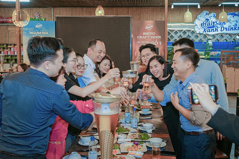 Không gian tiệc tại nhà hàng Xanh: Lựa chọn lý tưởng cho mọi sự kiện Không gian tiệc tại nhà hàng Xanh