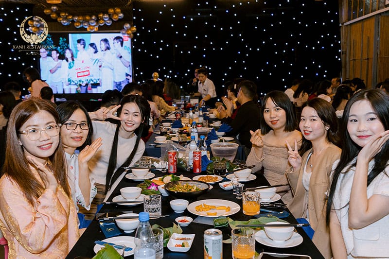 Không gian tiệc tại nhà hàng Xanh: Lựa chọn lý tưởng cho mọi sự kiện Không gian tiệc tại nhà hàng Xanh