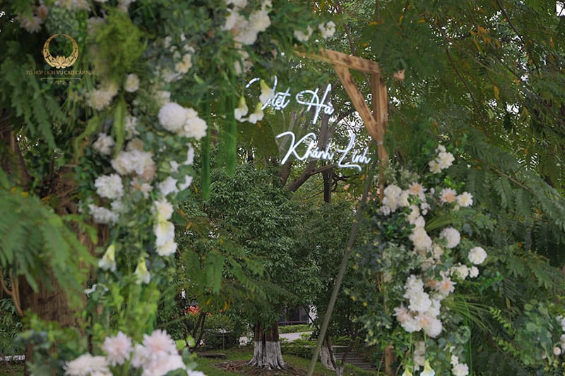 Tin tức Intimate Outdoor Wedding - Nơi thiên nhiên nâng niu từng khoảnh khắc